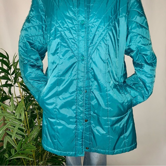 v i n t a g e :: Puffy Sunburst Quilted Cable Knit Coat - Picture 12 of 16